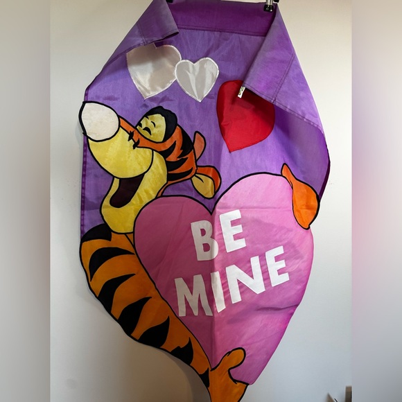 Disney Tigger Winnie The Pooh Valentine's Be Mine Heart Garden Outdoor Flag - Picture 1 of 6